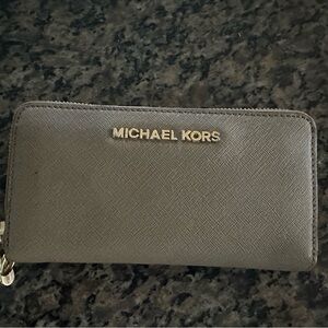 Michael Kors wallet